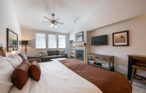 Premium Unit 3620 - Studio - Fraser Crossing Founders Pointe condo